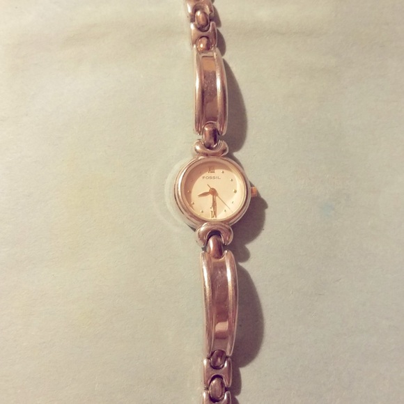 Women’s Fossil Watch, Works Great! - Picture 2 of 3